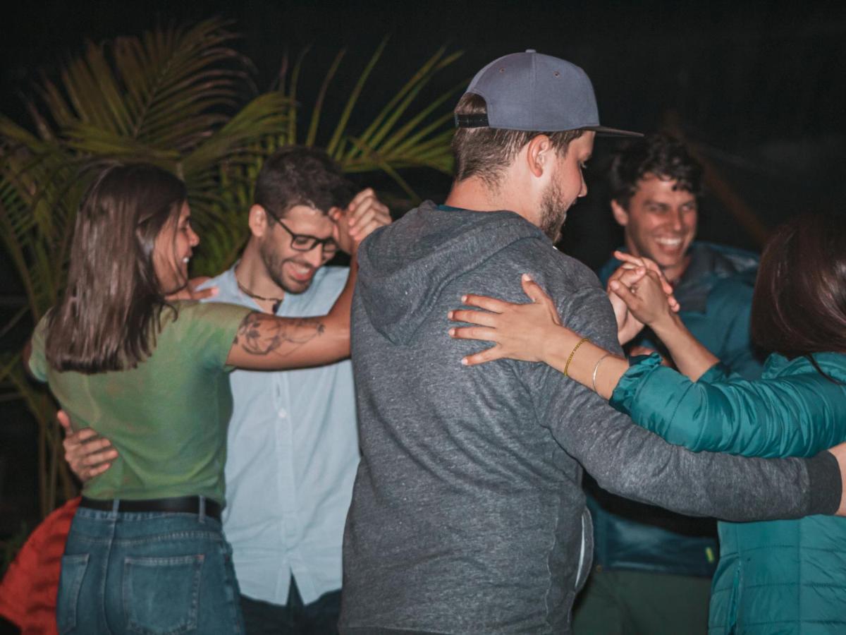 Alpes Lima Kennedy Hostel Екстериор снимка