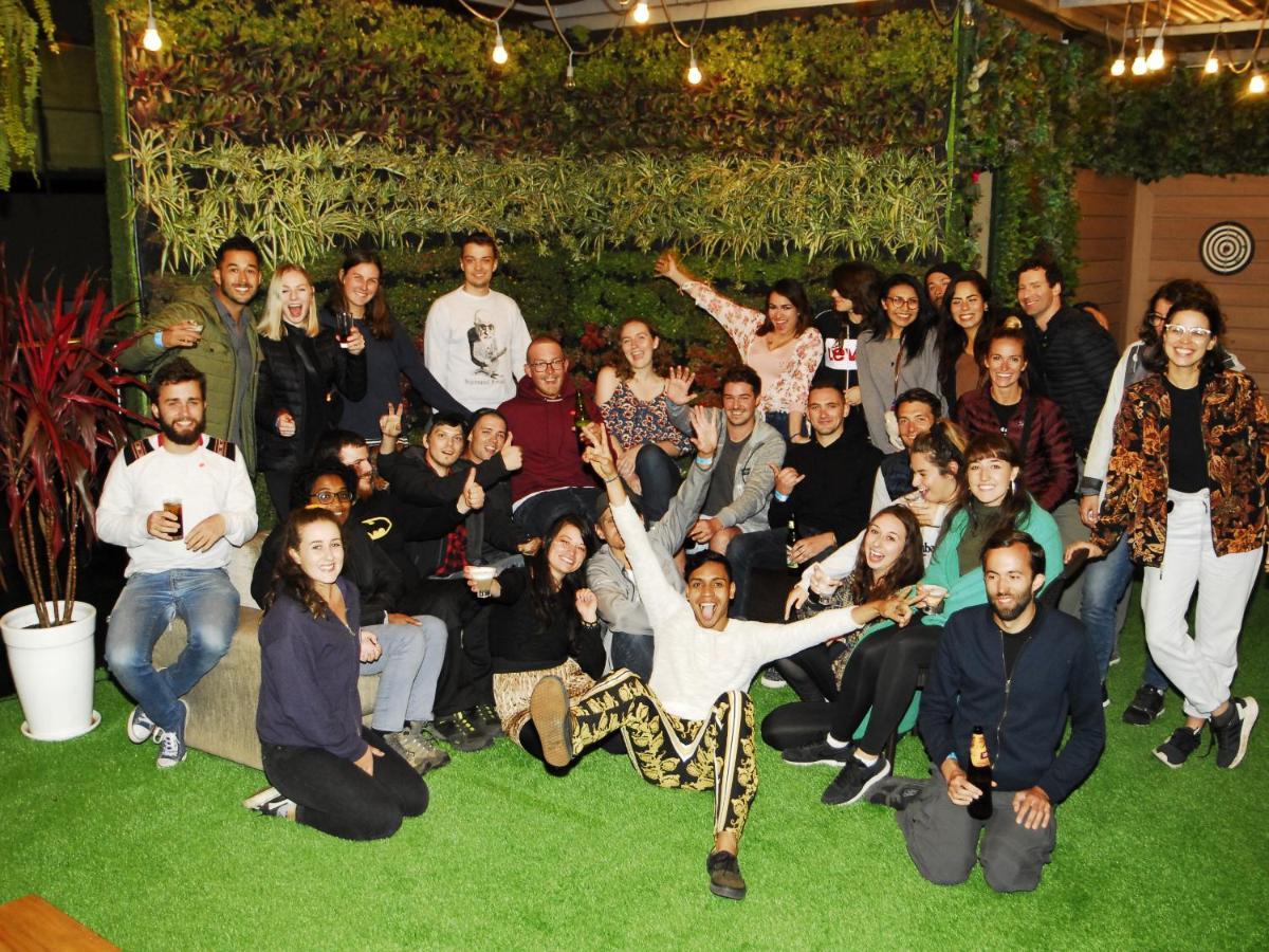 Alpes Lima Kennedy Hostel Екстериор снимка