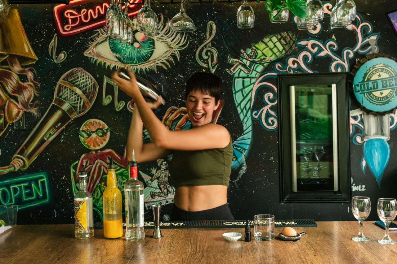 Alpes Lima Kennedy Hostel Екстериор снимка